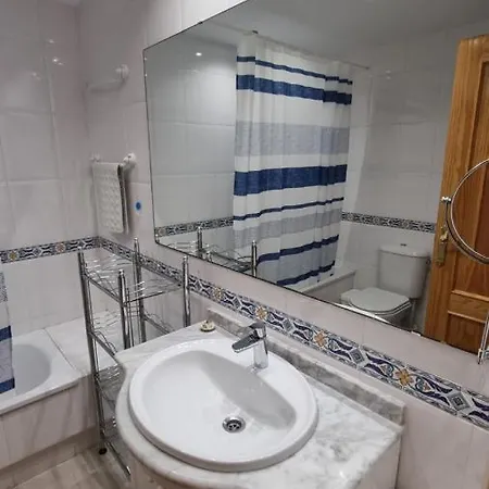 Atico En Con Barbacoa, Aire Acondicionado Y Wifi *