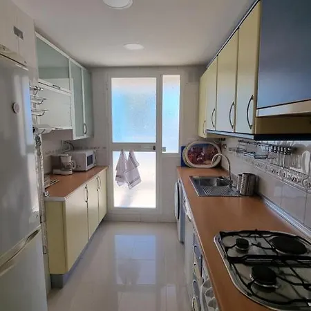 Atico En Con Barbacoa, Aire Acondicionado Y Wifi Apartment *