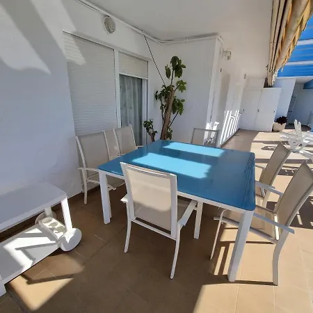 Atico En Con Barbacoa, Aire Acondicionado Y Wifi Apartment *